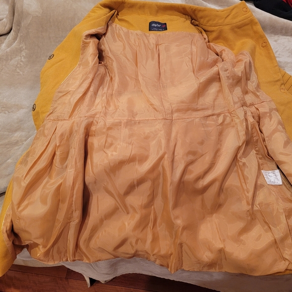 Woman coat - Picture 6 of 6